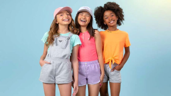 Guia prático para escolher as melhores roupas para seus filhos, considerando conforto, durabilidade e estilo